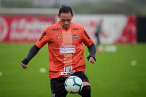 Exames não apontam lesão, mas artilheiro ainda é dúvida no Atlético-MG