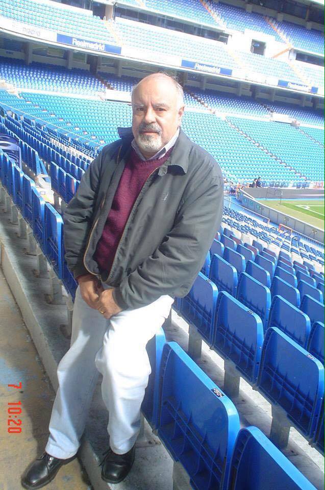 Luiz Roberto Saviani Rey lança livro de goleada bugrina em cima do Santos de Pelé