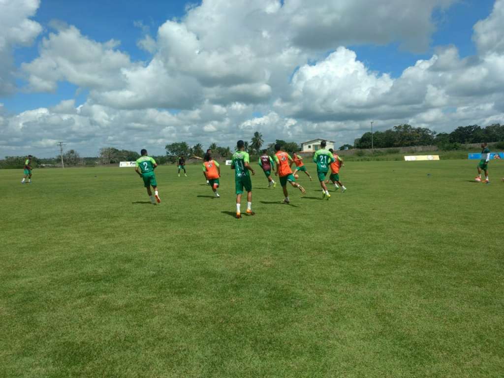 Em casa, Fluminense de Feira desafia tabu para vencer o Sergipe