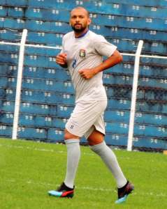 Série D: Para se manter vivo, volante confia na experiência de São Caetano