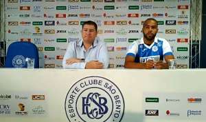 Alecsandro comemora gol, mas desce a lenha na arbitragem após derrota do São Bento