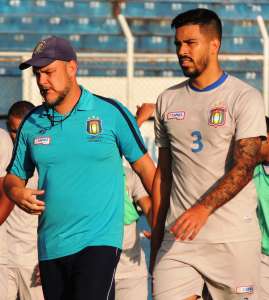 Cianorte-PR x São Caetano-SP - Azulão faz jogo de vida ou morte na Série D