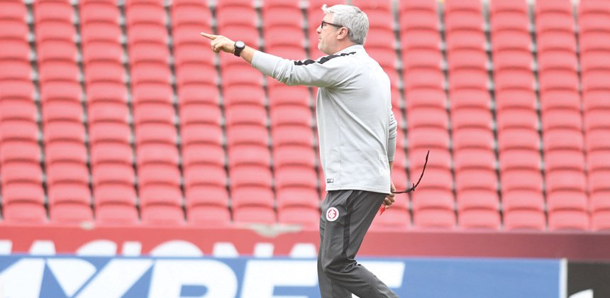 Inter adota postura agressiva em duelo com o Avaí no Beira-Rio