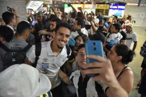 Santos busca encerrar jejum de gols e de vitórias contra o Ceará no Castelão