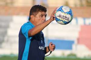 Flávio Araújo vence Sampaio Corrêa, seu ex-clube, e tira Treze da zona de rebaixamento