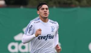 Gómez se apresenta ao Paraguai, mas diz que volta ao Palmeiras está 'encaminhada'