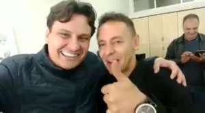 Em vídeo, Rafinha afirma que vai jogar no Flamengo: 'Estou chegando no Mengão'