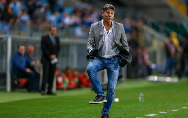 Renato Gaúcho faz mistério no time do Grêmio - Lucas Uebel
