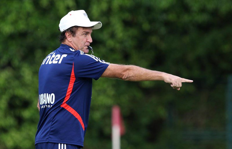 Desfalques frustram planos de Cuca em semana cheia do São Paulo