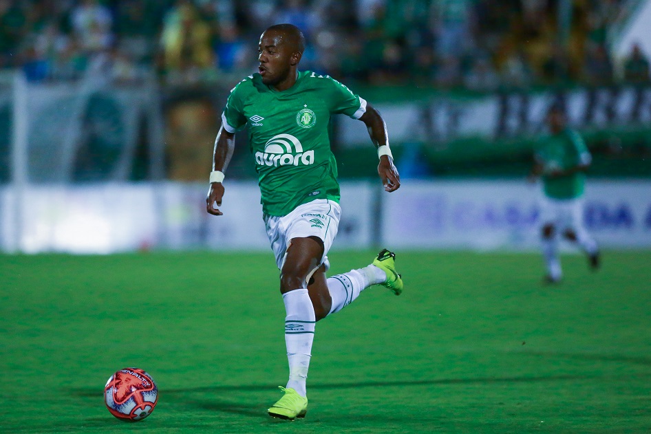 Fora dos planos, Chape deve liberar ex-sucessor de Neymar antes do fim do contrato