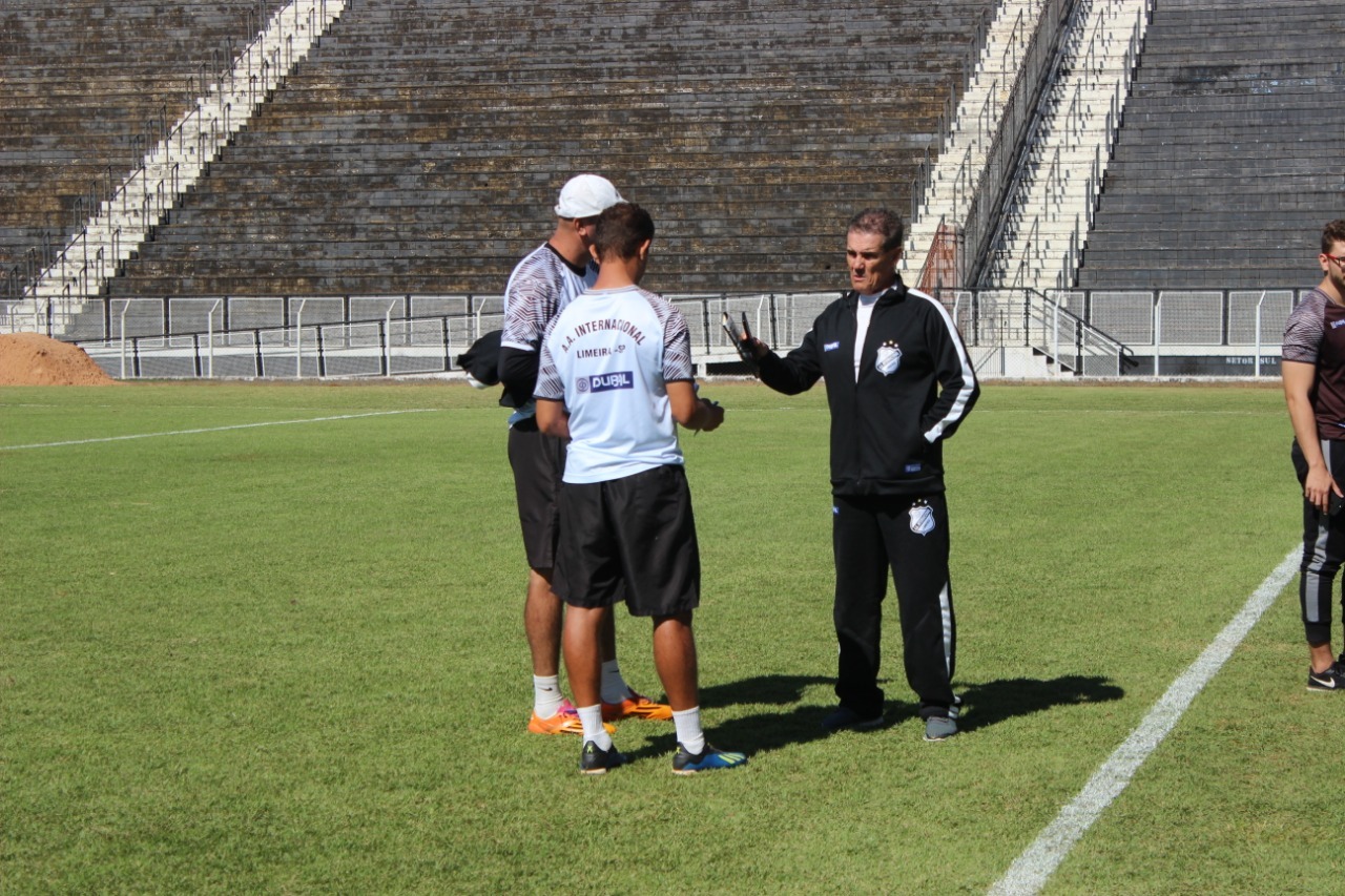 EXCLUSIVO! Clube da Copa Paulista não cumpre acordo e perde vitorioso treinador
