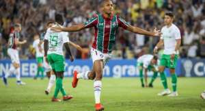 Gripado e com febre, João Pedro não treina e vira dúvida no Flu para clássico