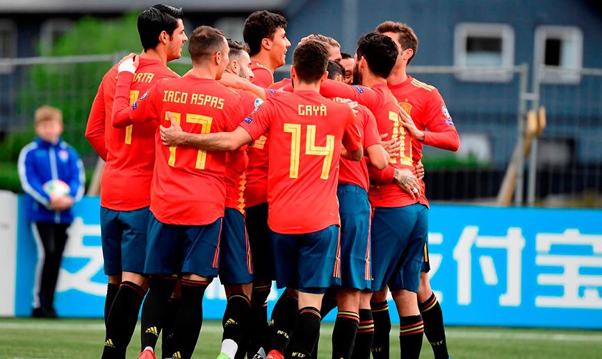 ELIMINATÓRIAS EURO: Espanha bate Ilhas Faroe e mantém 100% no Grupo F