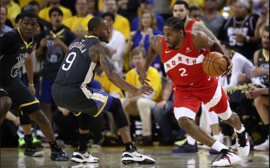 Raptors voltam a vencer Warriors fora e ficam a uma vitória do título da NBA