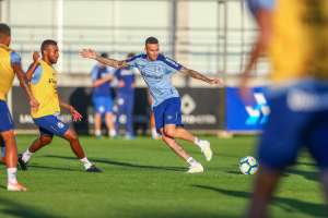 Em Caxias, Grêmio busca vitória sobre Fortaleza para deixar zona de rebaixamento