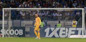 Cruzeiro 0 x 0 Corinthians - Walter segura empate para um Timão recheado de reservas