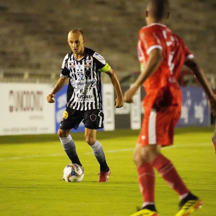Entrosada, Seleçao FI da Série C tem zaga remista e meio de campo botafoguense