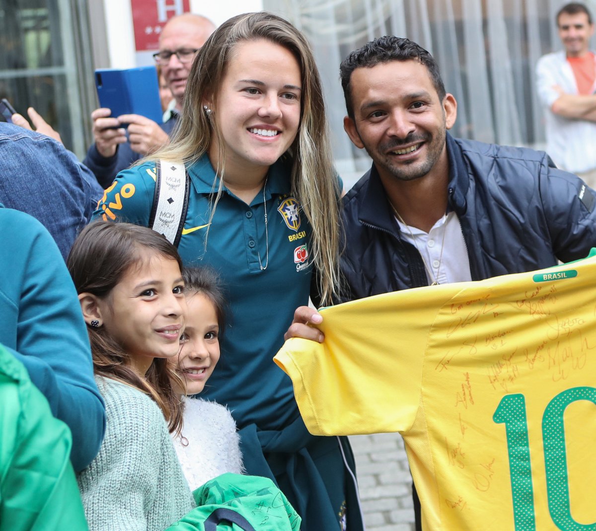 Em seu 2º Mundial, meia Andressinha se diz ‘mais preparada’ para jogar o torneio