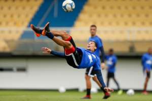 Série B: Para se manter na liderança, Bragantino desafia tabu diante do América-MG