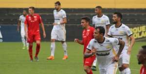 Série B: Para se afastar do Z4, São Bento busca vitória inédita diante do Vila Nova