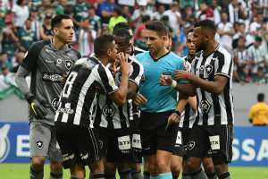 STJD julgará na próxima terça-feira pedido de anulação de Botafogo x Palmeiras