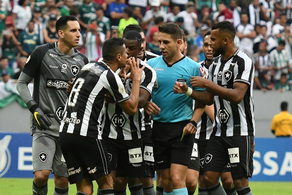 STJD julgará na próxima terça-feira pedido de anulação de Botafogo x Palmeiras