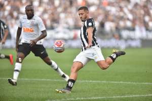 Santos x Corinthians - Tem clássico de peso antes da pausa...