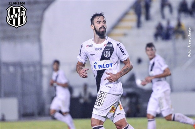 Matheus Vargas fez uma das suas melhores partidas do ano contra o Londrina e marcou um golaço