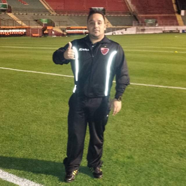 Renan Freitas foi eleito o treinador da rodada após a goleada do Oeste sobre o Vitória