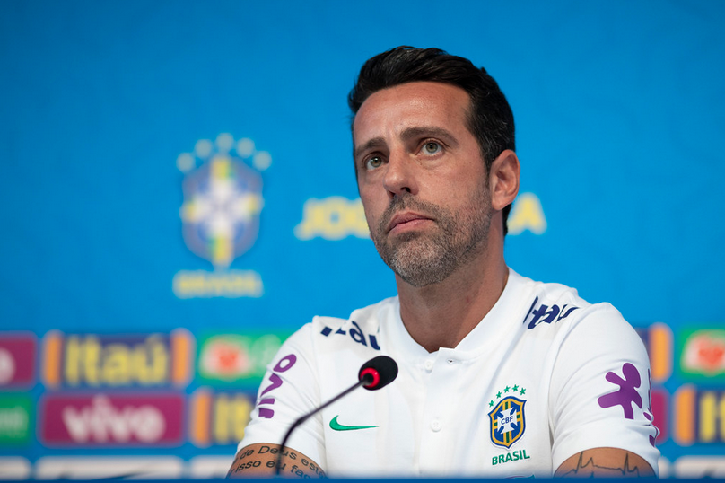 Multa para Edu Gaspar sair da CBF é de R$ 8 milhões, revela Caboclo