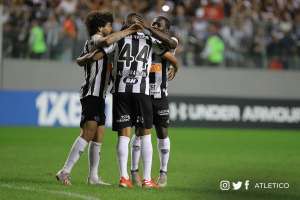 Meia do Atlético-MG lamenta empate: 'A bola não quis entrar no 2º tempo'