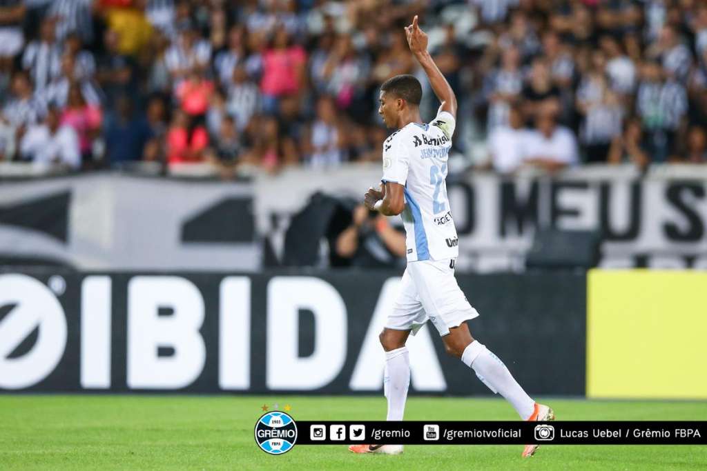 Jean Pyerre fez o gol da vitória do Grêmio sobre o Botafogo