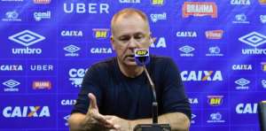 Jejum preocupa e Mano Menezes promete mudanças no Cruzeiro