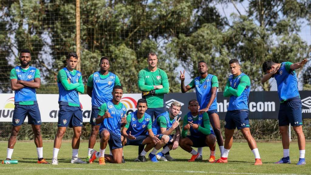  Flu aposta em 'meninos' e veteranos reabilitados para retorno do Brasileirão