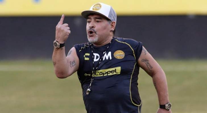 Maradona justifica saída do Dorados: ‘Os médicos pediram para eu parar’