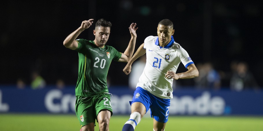 Copa América: Técnico da Bolívia cobra melhoria do ataque: ‘É preciso chutar a gol’