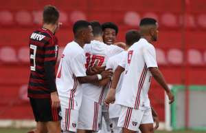 PAULISTA SUB-15: São Paulo goleia Taboão da Serra e garante classificação antecipada