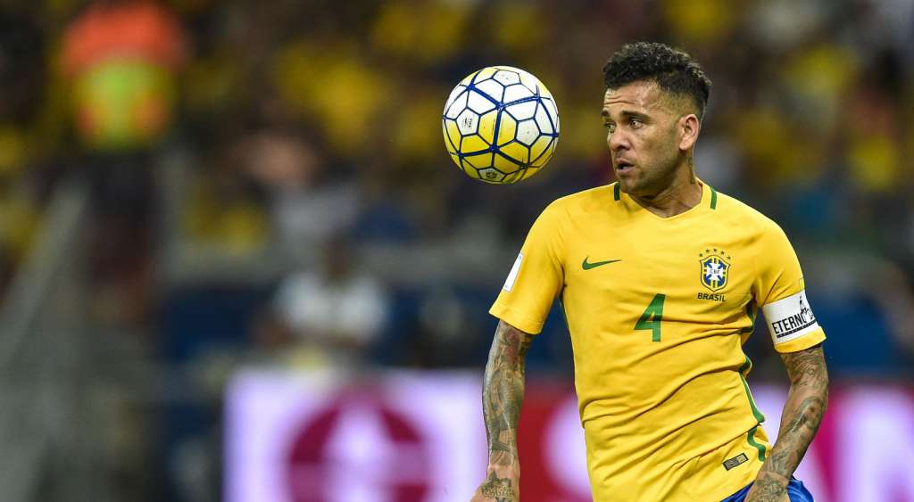 'Na Bahia o axé é diferente', diz Daniel Alves ao projetar torcida mais animada 3 0002050395577 img