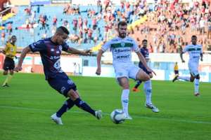 Caxias-RS 0 x 0 Avenida-RS - Grená domina mas não sai do zero no clássico gaúcho
