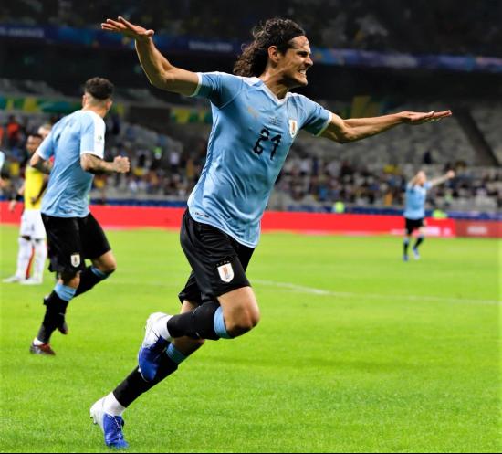 COPA AMÉRICA: Com um a mais, Uruguai goleia Equador na estreia