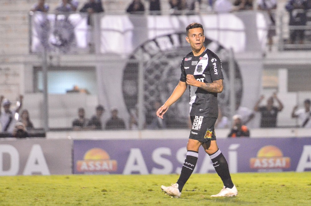 Oeste contrata meia-atacante com passagem por times de Campinas