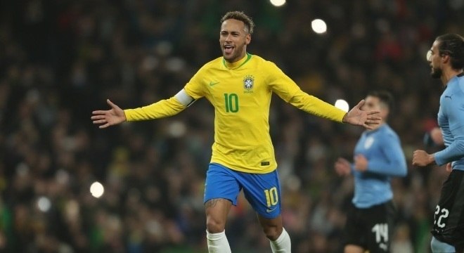 ‘É um absurdo a acusação contra o Neymar’, diz amigo do jogador após depoimento