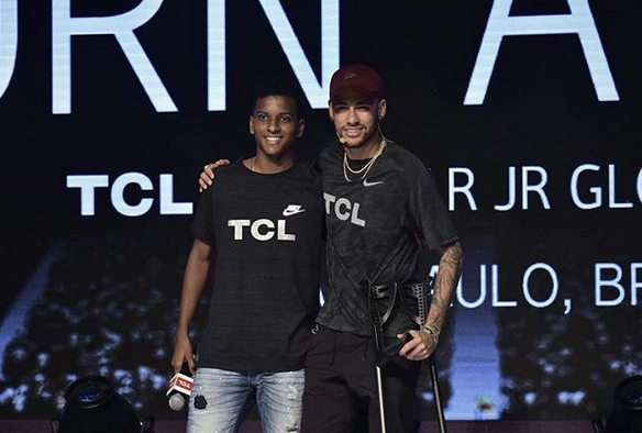 Rodrygo vê pressão ‘muito maior’ no Real e lembra Robinho e Neymar em sua chegada