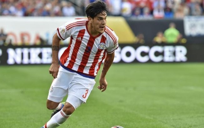 Antes de estrear na Copa América, Gómez pede que Paraguai ‘conduza melhor’ o jogo