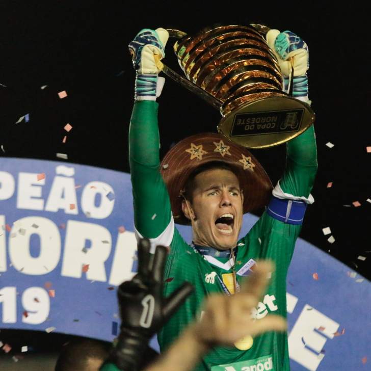 Ídolo do Fortaleza, Marcelo Boeck desmente boato e garante permanência