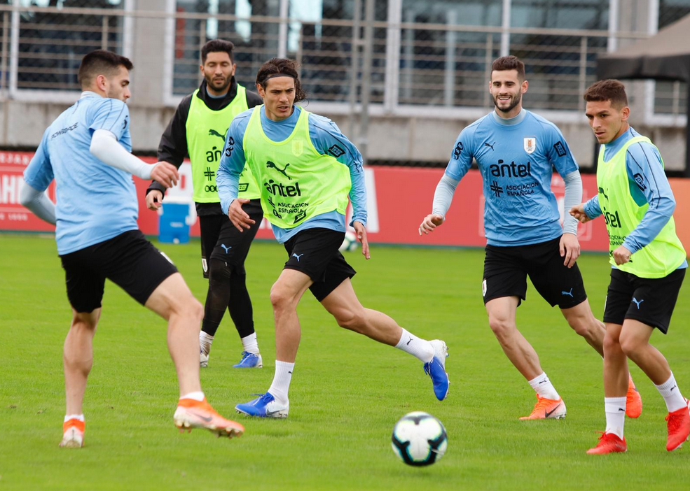 Copa América: Com Torreira como novidade, Uruguai faz treino fechado no CT do Grêmio