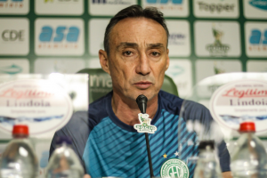Roberto Fonseca chega ao Guarani, promete conversa com time e fala em futebol alegre