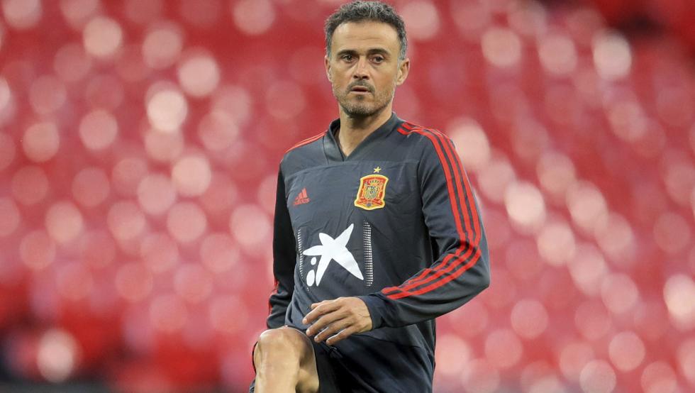 Por problemas pessoais, Luis Enrique deixa a seleção da Espanha; auxiliar assume