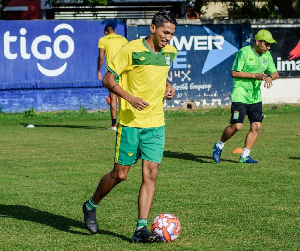 Héctor Ronaldo Sánchez tem apenas 22 anos