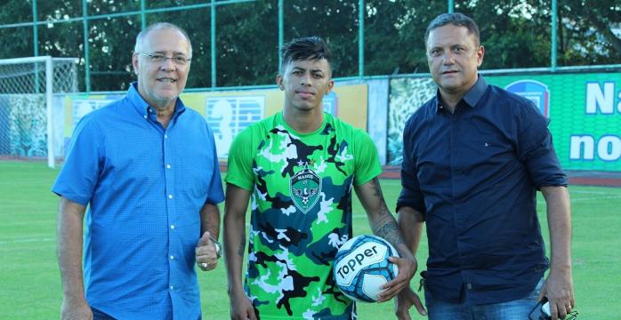 Série D: Meia que se apresentaria ao Manaus-AM sofre acidente e perde mulher e sobrinha